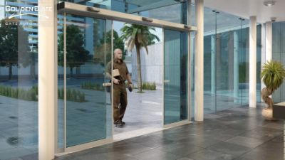 در درب های اتوماتیک مرکز کنترل چه نقشی را ایفا می کند؟